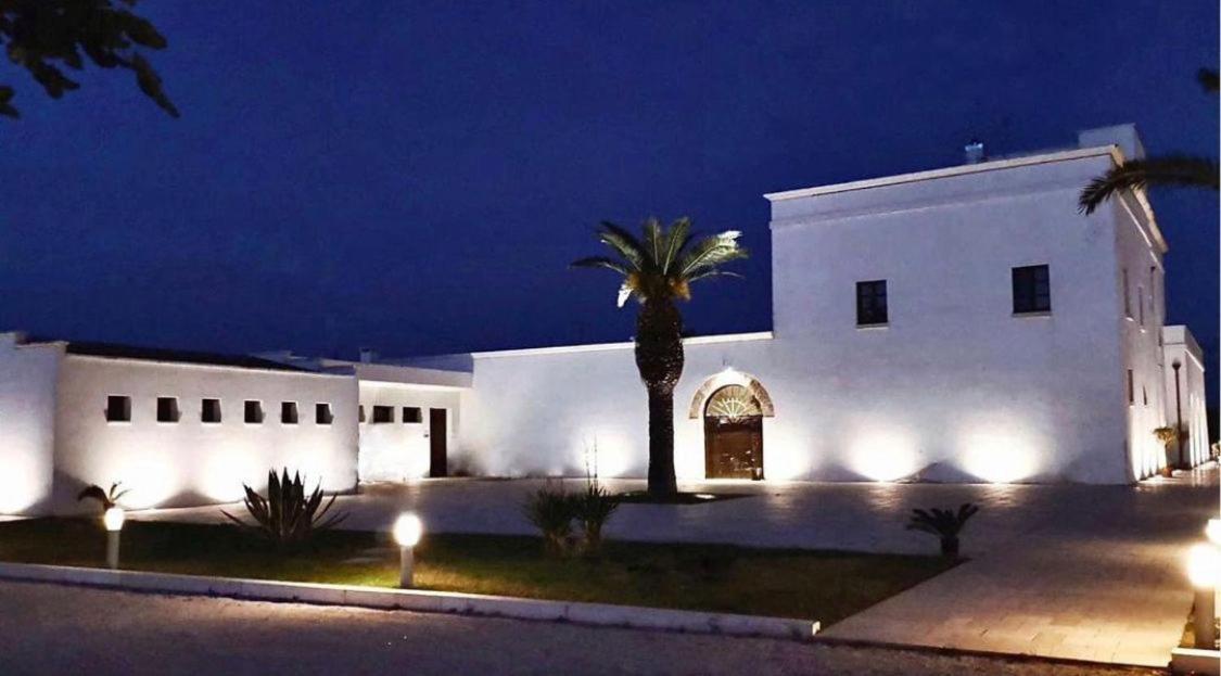 Hotel Saraceno Al Faro Taranto Exterior photo