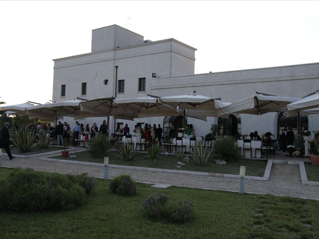 Hotel Saraceno Al Faro Taranto Exterior photo