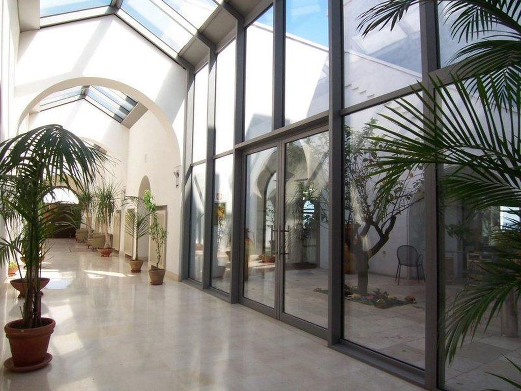 Hotel Saraceno Al Faro Taranto Exterior photo